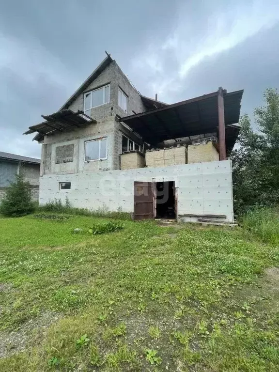 Дом в Красноярский край, ЗАТО Железногорск городской округ, пос. ... - Фото 1