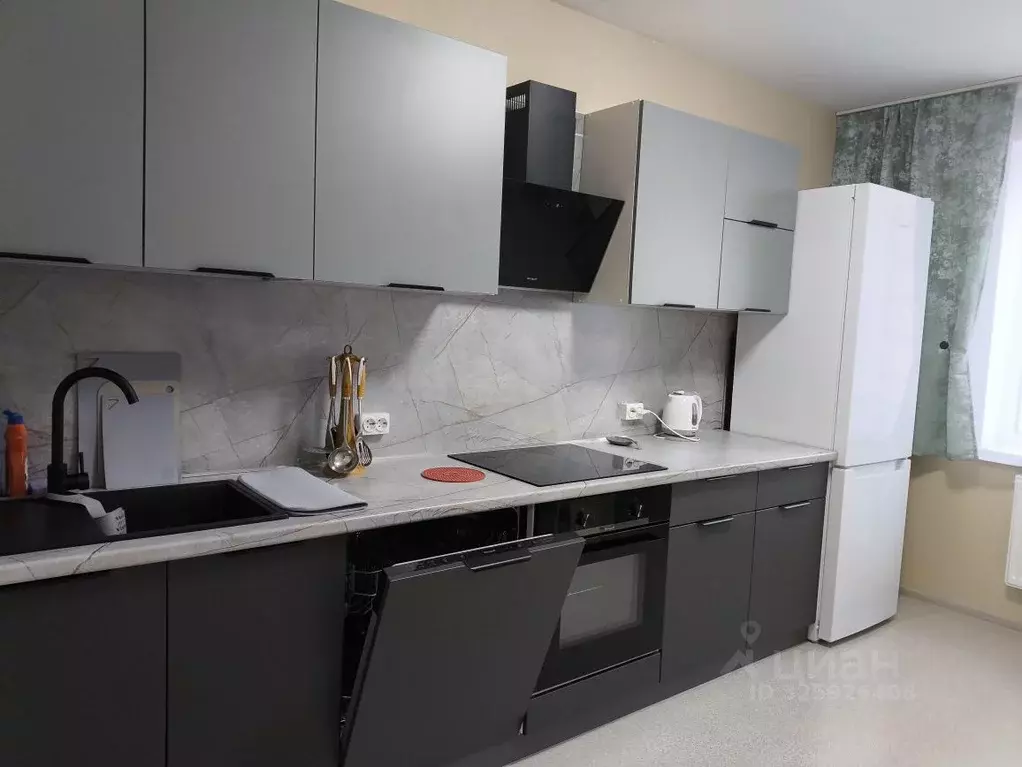 3-к кв. Санкт-Петербург Ленинский просп., 68 (75.0 м) - Фото 1