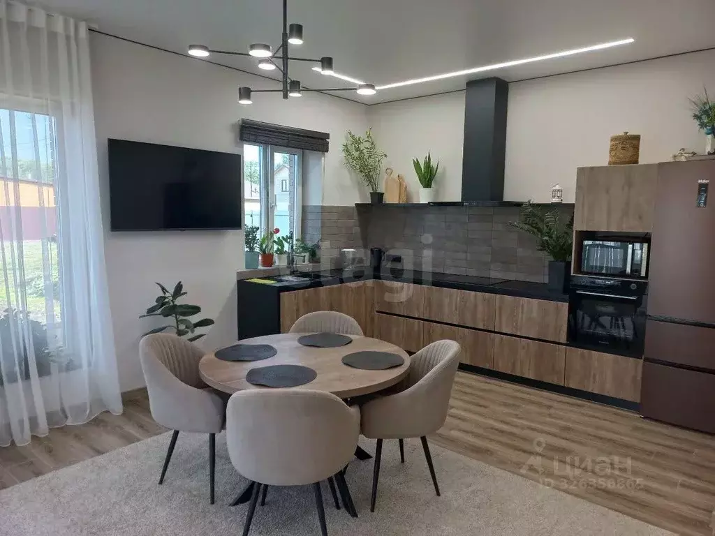 Дом в Тюменская область, Тюменский муниципальный округ, д. Ушакова ул. ... - Фото 1