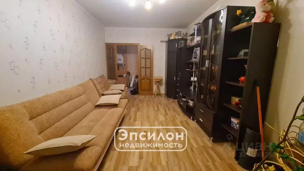 3-к кв. Курская область, Курск ул. Крюкова, 11 (72.7 м) - Фото 2