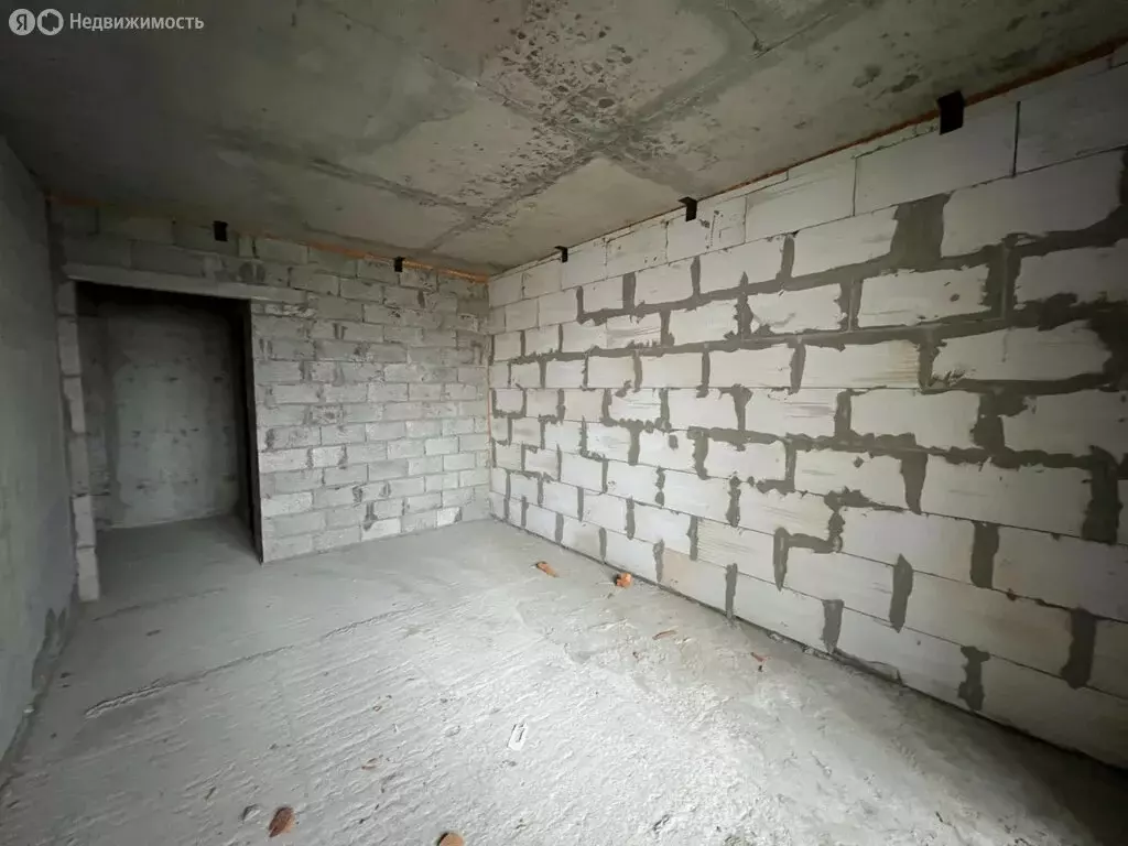 2-комнатная квартира: Леваши, улица Ленина, 31кА (67 м) - Фото 1