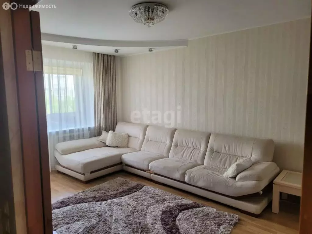 3-комнатная квартира: Калининград, Нарвская улица, 66 (72.9 м) - Фото 0