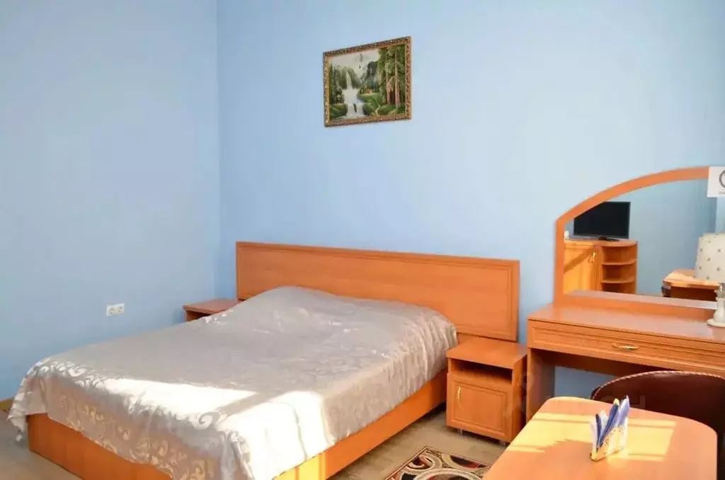 Комната Нижегородская область, Нижний Новгород ул. Чаадаева, 3Б - Фото 1