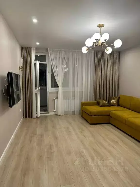2-к кв. Татарстан, Казань ул. Сибгата Хакима, 7 (66.0 м) - Фото 1