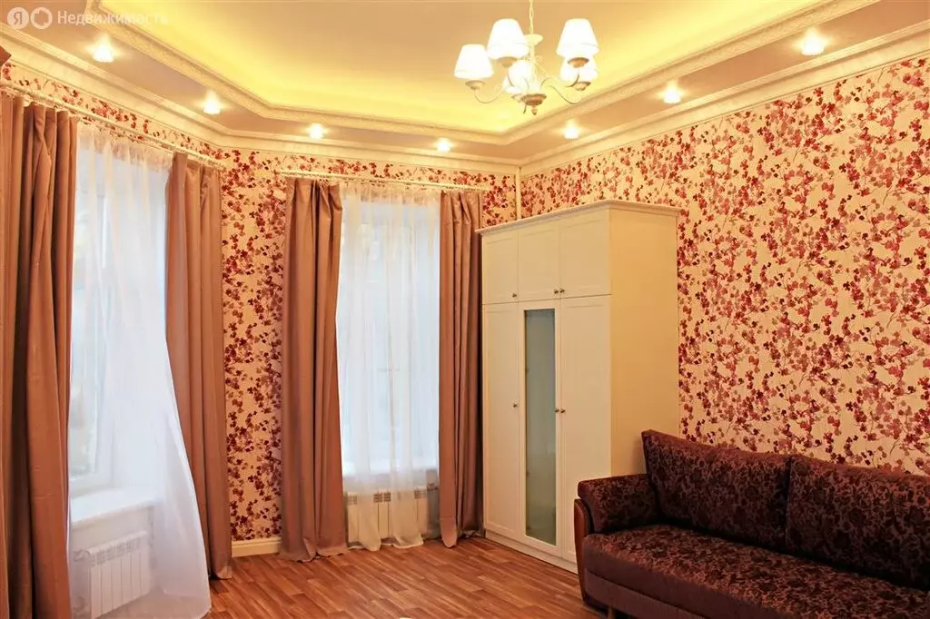 3-комнатная квартира: Санкт-Петербург, Подольская улица, 50 (107.4 м) - Фото 1