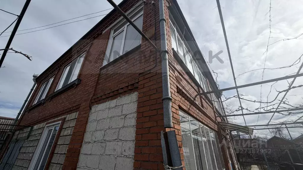 Дом в Адыгея, Майкоп городской округ, пос. Западный ул. 60 лет ... - Фото 0