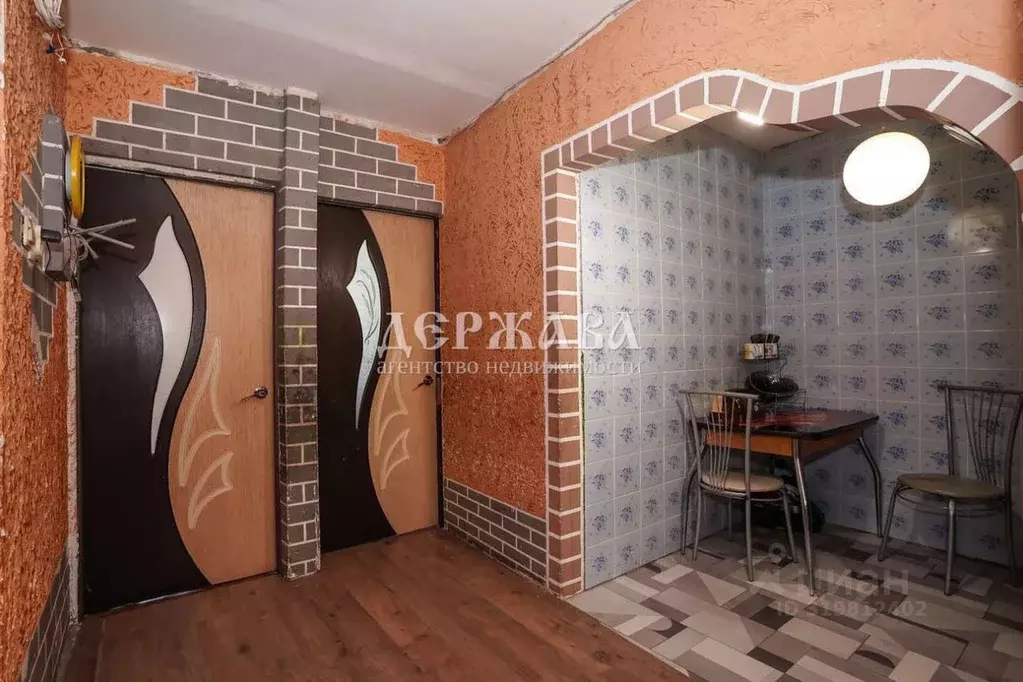 2-к кв. Белгородская область, Старый Оскол Макаренко мкр, 1 (43.1 м) - Фото 0