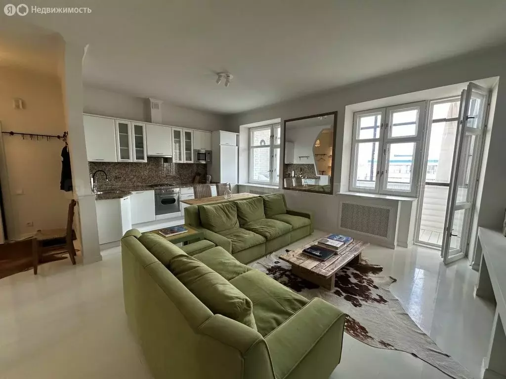 2-комнатная квартира: Казань, улица Зинина, 3 (65 м) - Фото 1