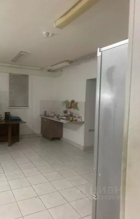 Помещение свободного назначения в Омская область, Омск ул. 27-я ... - Фото 1