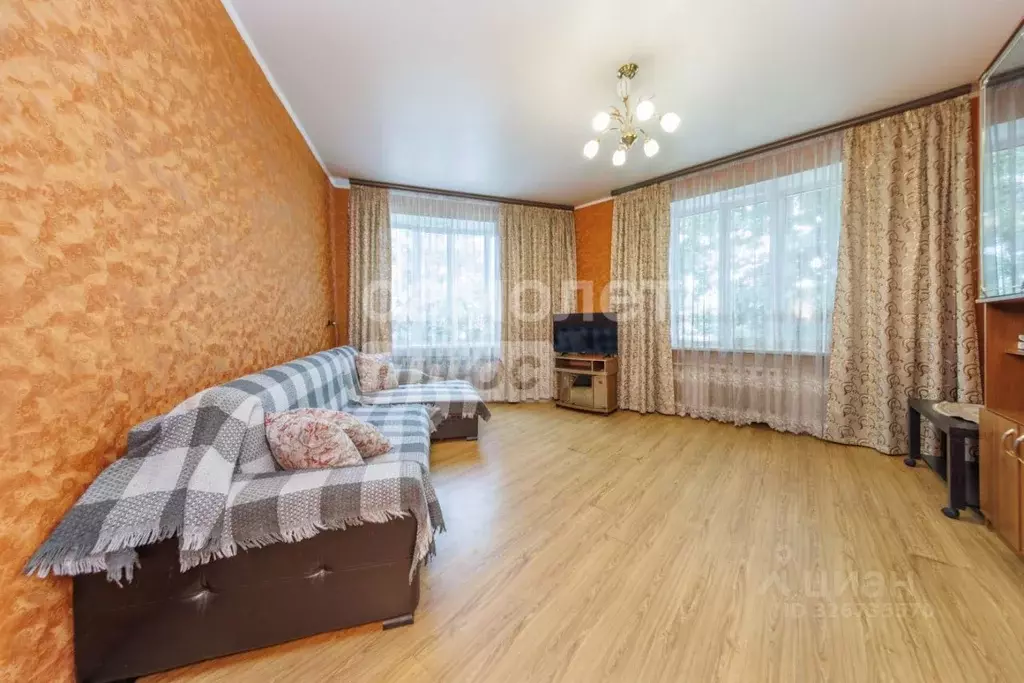 3-к кв. Брянская область, Брянск ул. 3-го Интернационала, 4 (74.6 м) - Фото 1