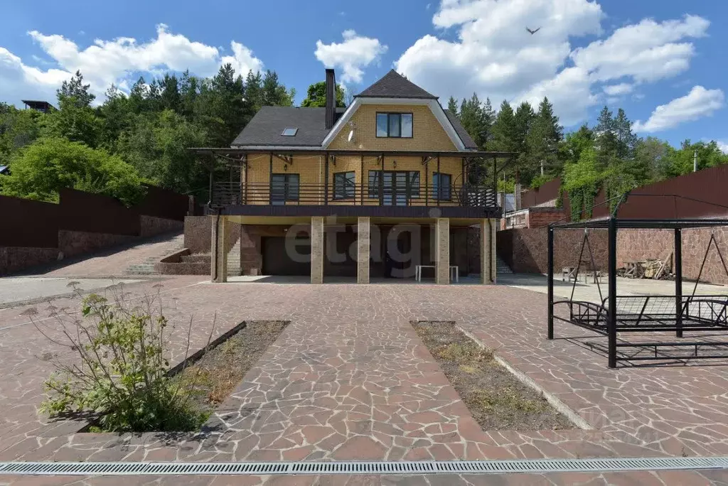 Дом в Воронежская область, Рамонь рп ул. Тутукова, 42 (360 м) - Фото 1