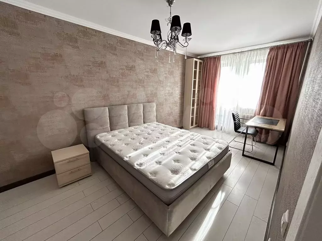 2-к. квартира, 75 м, 9/14 эт. - Фото 0