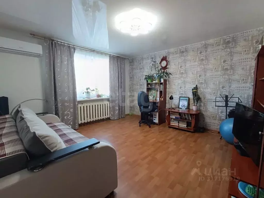 2-к кв. Амурская область, Свободный Октябрьская ул., 63 (49.3 м) - Фото 0