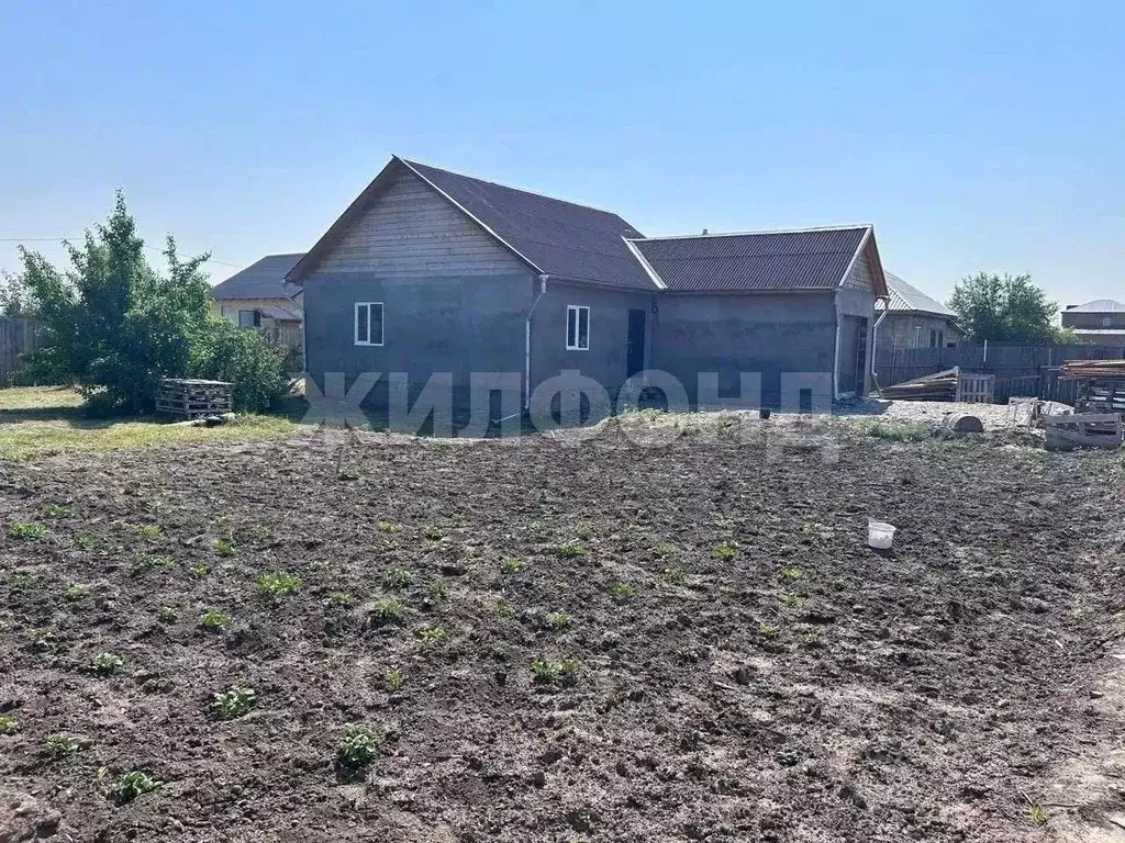 Дом в Хакасия, Абакан Центральная ул. (110 м) - Фото 2