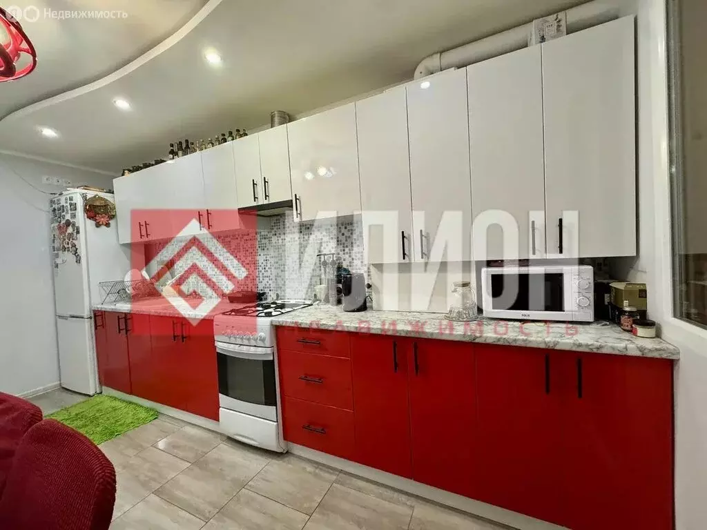 3-комнатная квартира: Судак, Алуштинская улица, 16А (61.1 м) - Фото 1