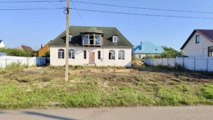 Дом в Тамбовская область, Тамбов Снежная ул., 14 (155 м) - Фото 1