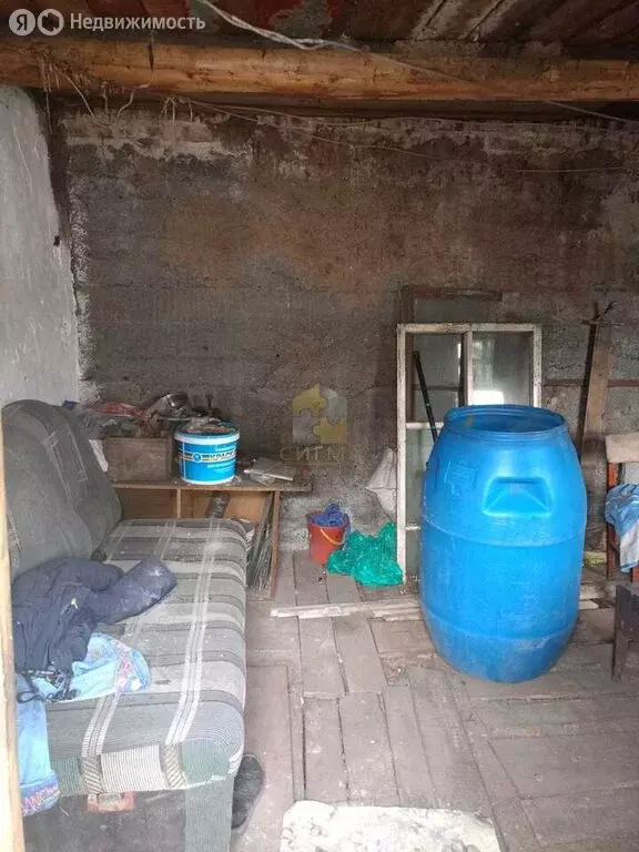 Дом в Черногорск, улица Белинского, 56 (33 м) - Фото 1