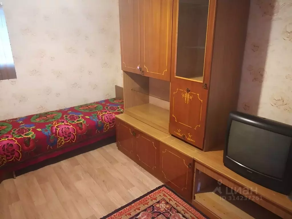 Комната Омская область, Омск ул. Дмитриева, 5/2 (15.0 м) - Фото 2