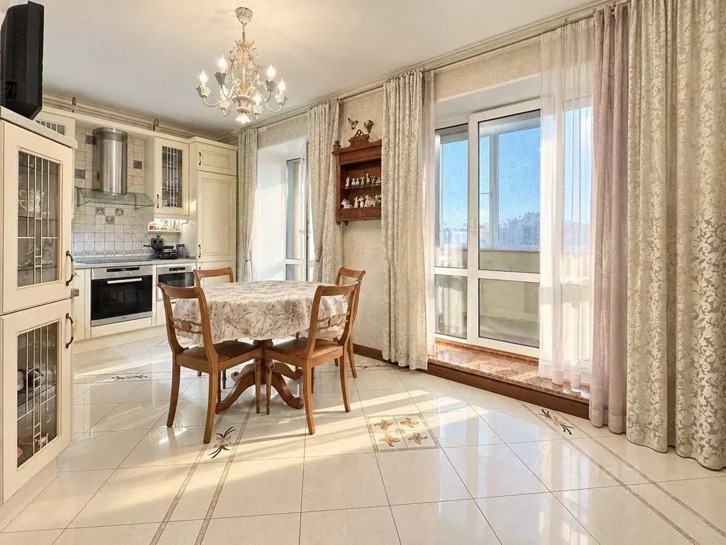 Квартира, 4 комнаты, 134 м - Фото 1