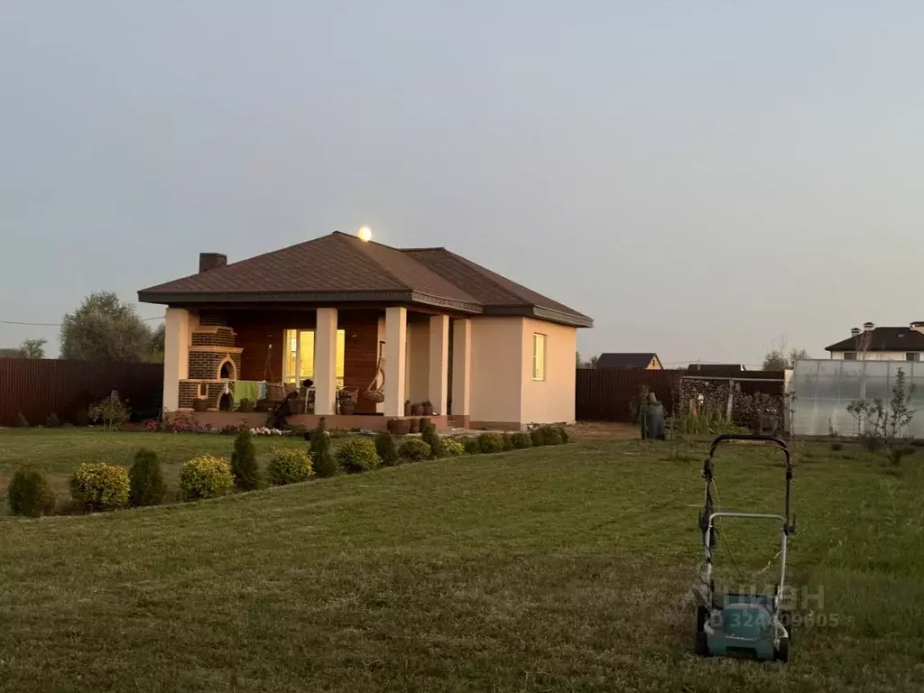 Дом в Самарская область, Волжский район, Черновский с/пос, пос. ... - Фото 1