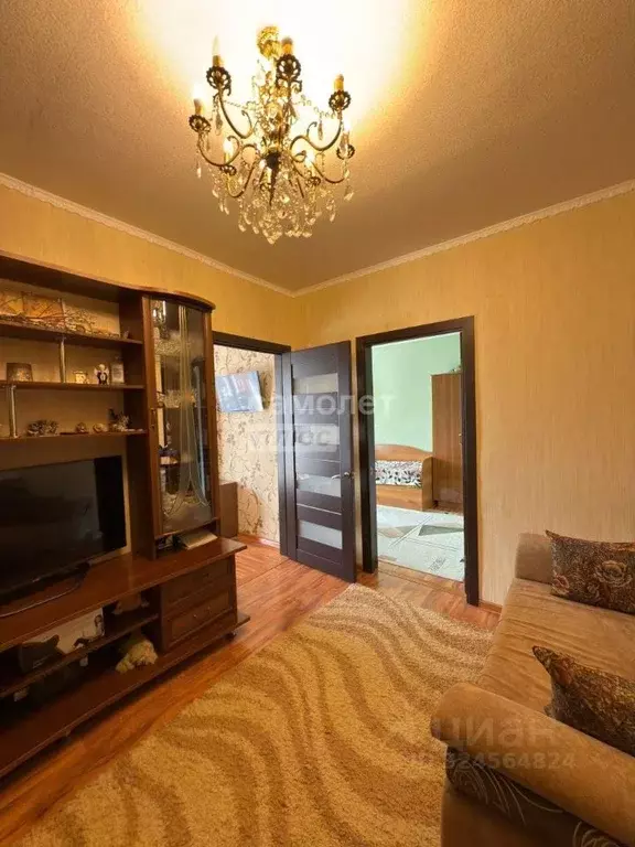 2-к кв. Воронежская область, Острогожск ул. 50 лет Октября, 188 (48.0 ... - Фото 1