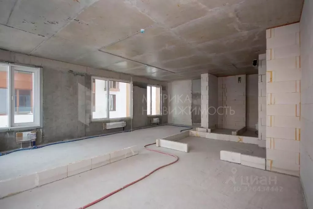 1-к кв. Тюменская область, Тюмень Первомайская ул., 8 (69.7 м) - Фото 1