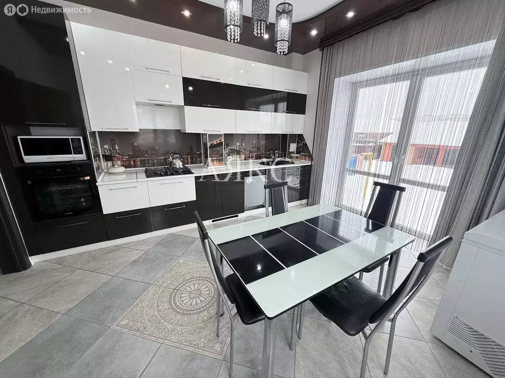 Дом в Ишимбай, улица Шакира Маннанова, 12 (128 м) - Фото 1