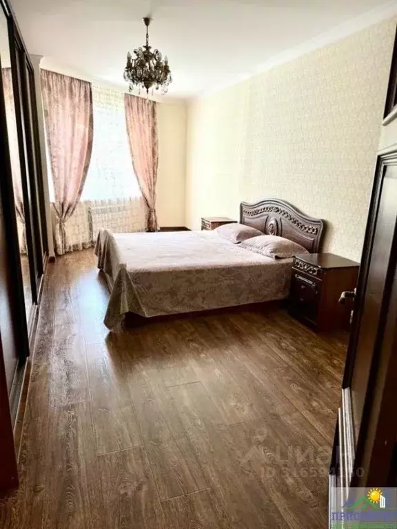 2-к кв. Ставропольский край, Кисловодск ул. Жуковского, 29А (88.0 м) - Фото 1