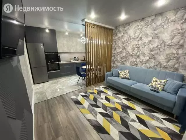 2-комнатная квартира: Тобольск, микрорайон Центральный, 28 (59.9 м) - Фото 1