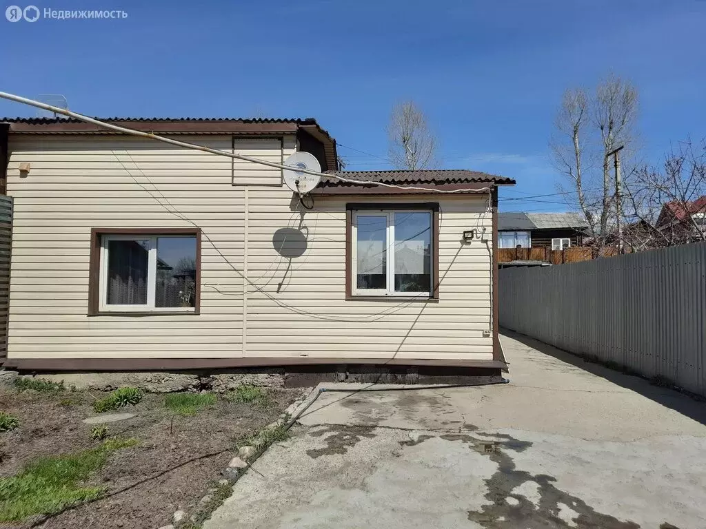 Дом в Иркутск, улица Фрунзе, 8 (70 м) - Фото 1