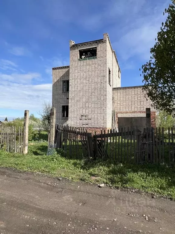 Дом в Псковская область, Великолукский район, Лычевская волость, д. ... - Фото 2