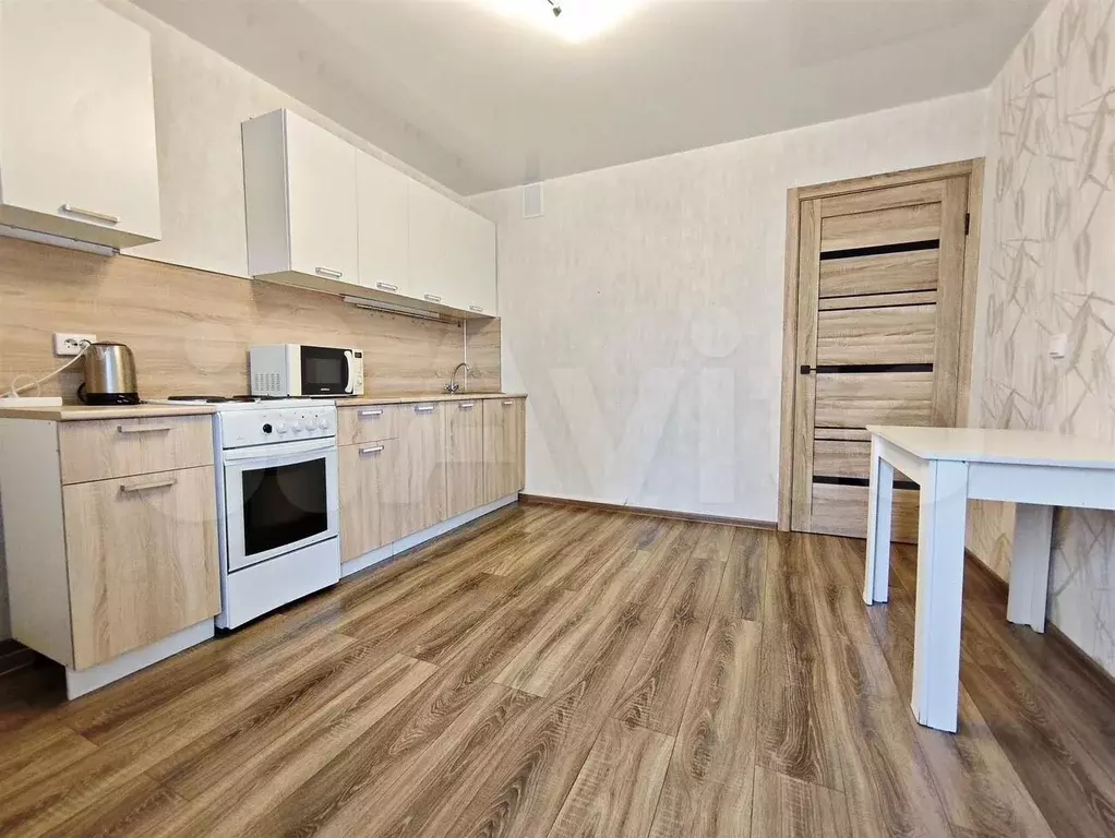 2-к. квартира, 65 м, 1/16 эт. - Фото 1