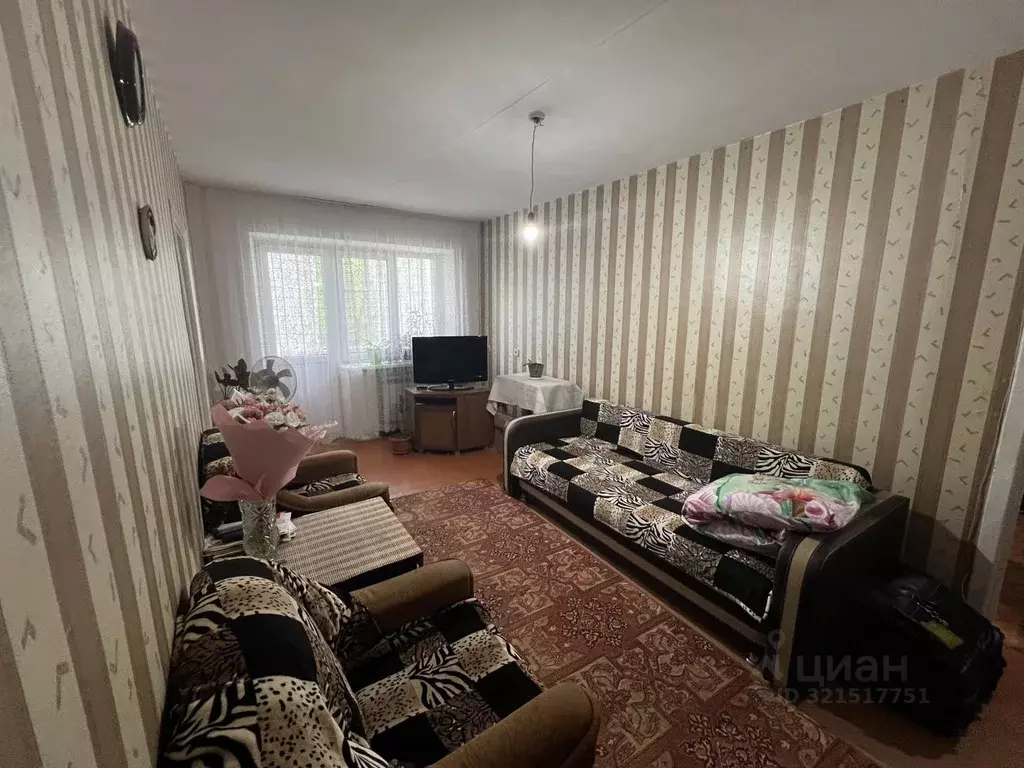 3-к кв. Волгоградская область, Волгоград ул. Фадеева, 31 (55.8 м) - Фото 0