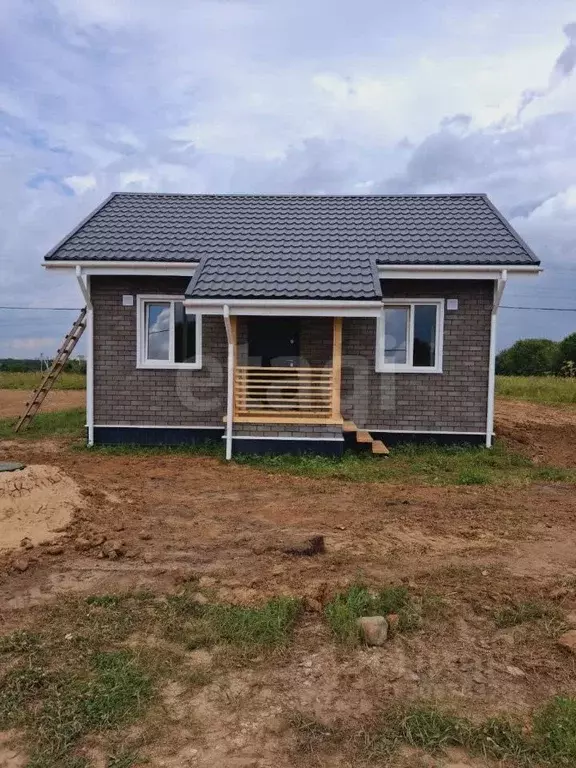 Дом в Тверская область, Оленинский район, д. Колесниково  (48 м) - Фото 1