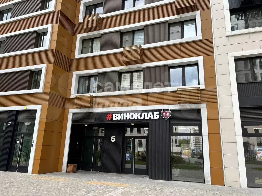 Продам торговое помещение, 70 м - Фото 0