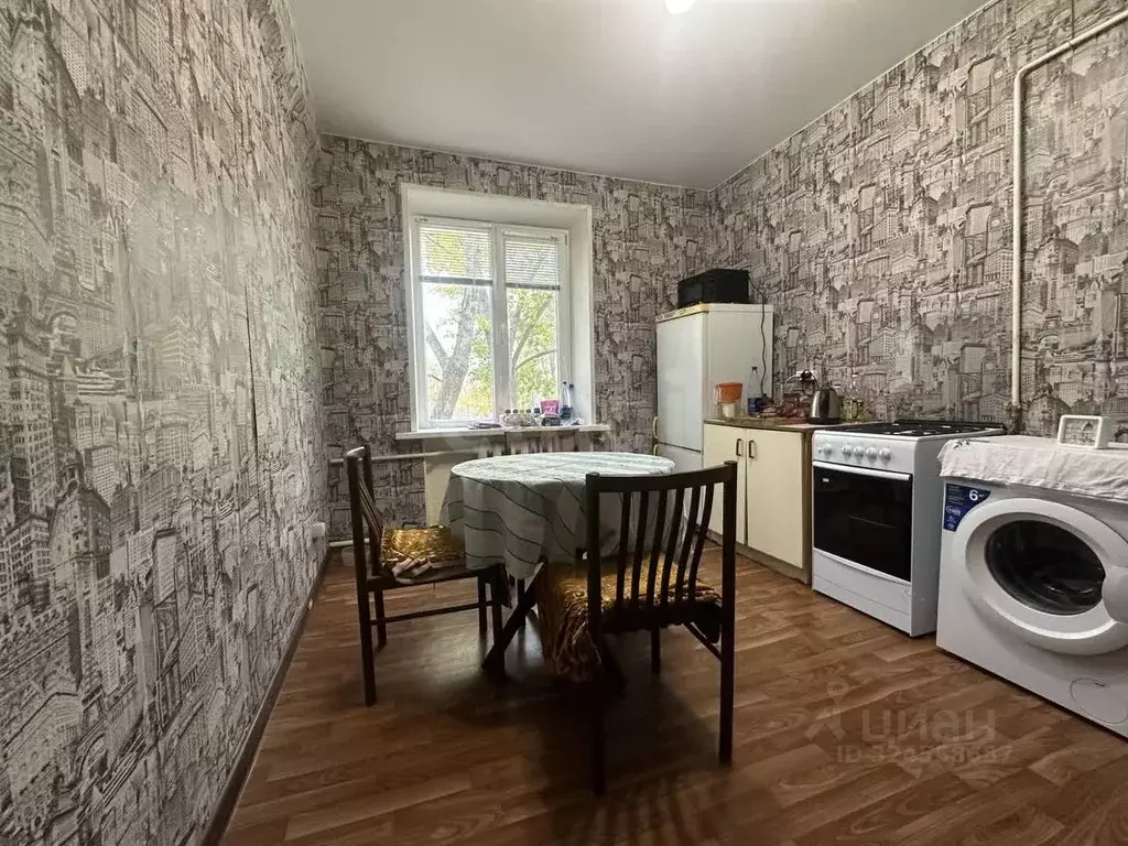 3-к кв. Саратовская область, Саратов ул. Имени М.В. Ломоносова, 1 ... - Фото 1