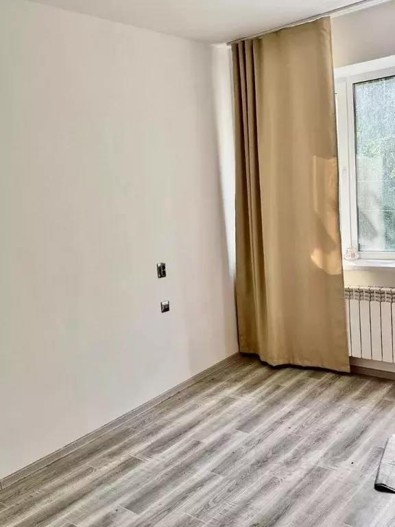 Комната Нижегородская область, Нижний Новгород ул. Страж Революции, 21 ... - Фото 1