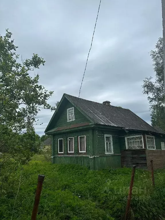 Дом в Новгородская область, Маловишерский район, Бургинское с/пос, д. ... - Фото 1