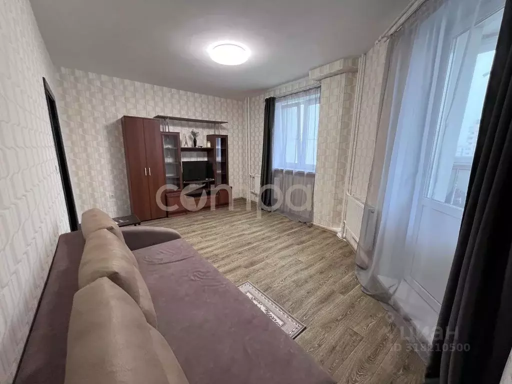 1-к кв. Тюменская область, Тюмень ул. Станислава Карнацевича, 5 (42.8 ... - Фото 0