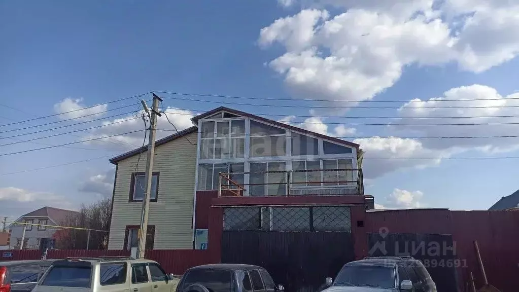 Дом в Татарстан, Набережные Челны ул. Сандугач, 6 (320 м) - Фото 1