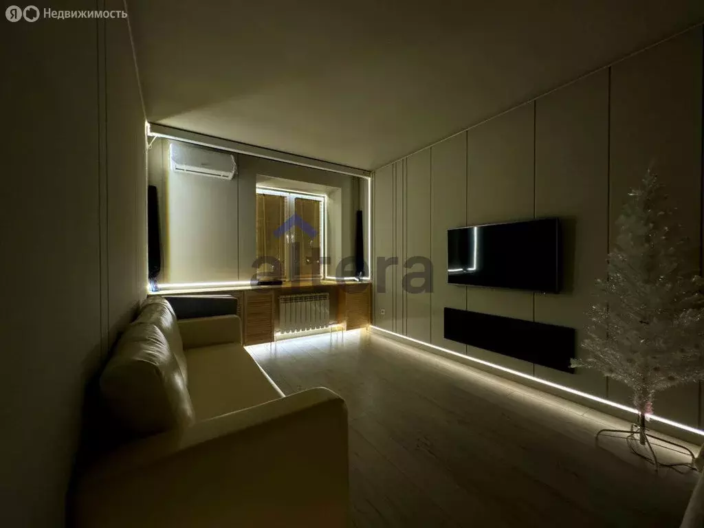 2-комнатная квартира: Казань, улица Серова, 28А (57 м) - Фото 1