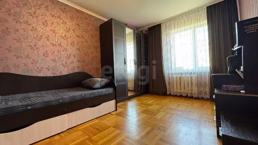 3-к кв. Адыгея, Майкоп ул. Гайдара, 80 (68.3 м) - Фото 1