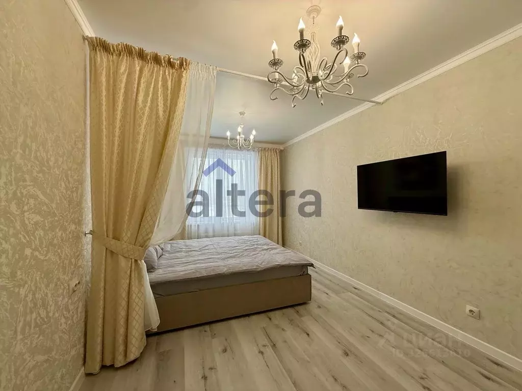 1-к кв. Татарстан, Казань ул. Рауиса Гареева, 103А (40.0 м) - Фото 2