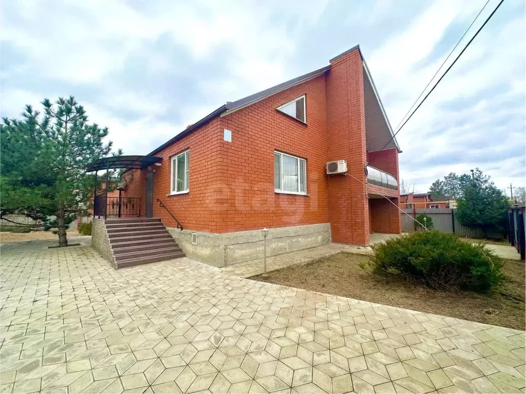 Дом в Краснодарский край, Темрюк ул. Карла Маркса (234 м) - Фото 1