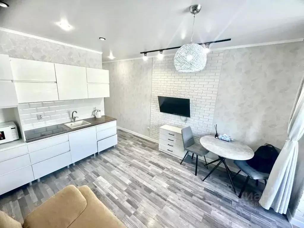 Студия Оренбургская область, Оренбург Уральская ул., 2/19 (20.5 м) - Фото 1