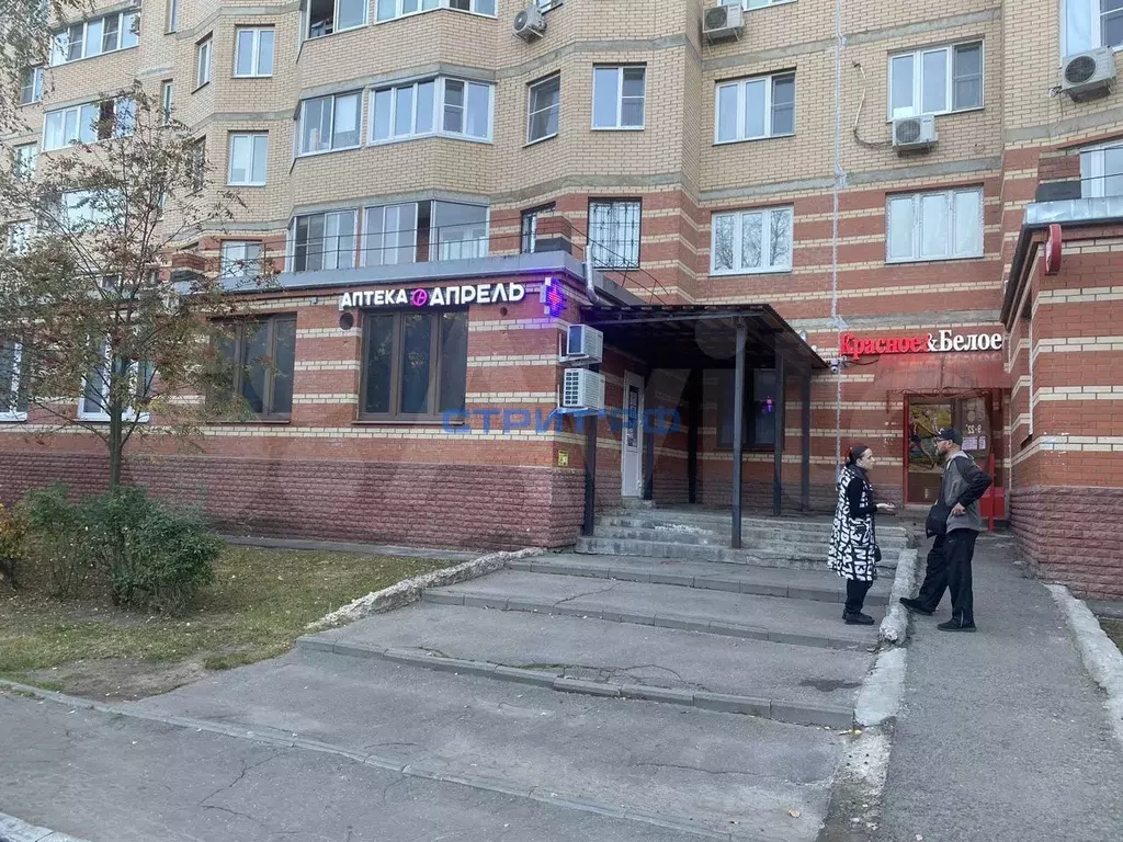 Продам торговое помещение, 92.5 м - Фото 1