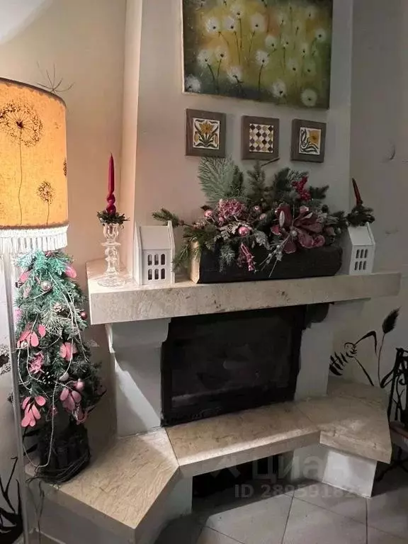 Дом в Иркутская область, Иркутский муниципальный округ, Листвянка рп ... - Фото 1