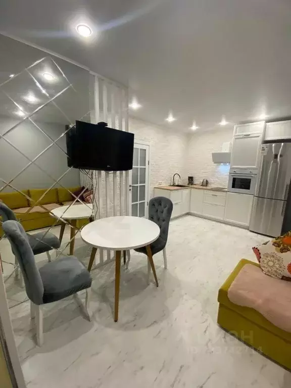 2-к кв. Пермский край, Пермь ул. Луначарского, 99 (52.2 м) - Фото 1