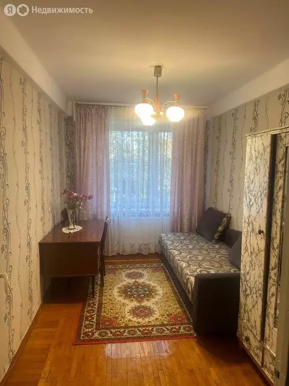 1к в 3-комнатной квартире (10 м) - Фото 0