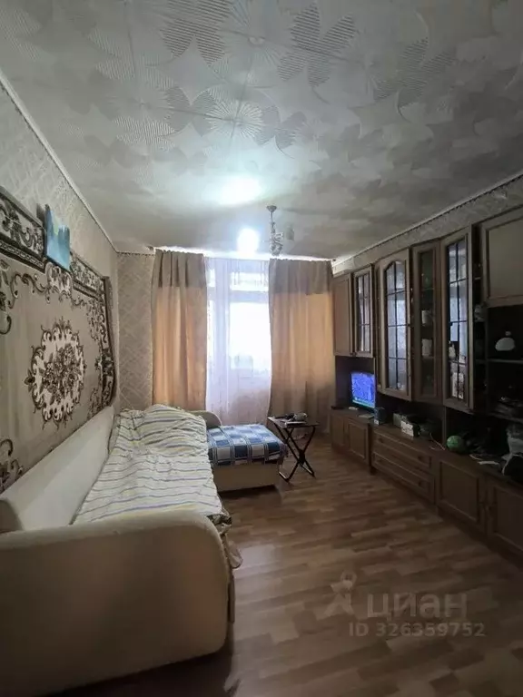 4-к кв. Астраханская область, Астрахань Вильнюсская ул., 76 (70.7 м) - Фото 0